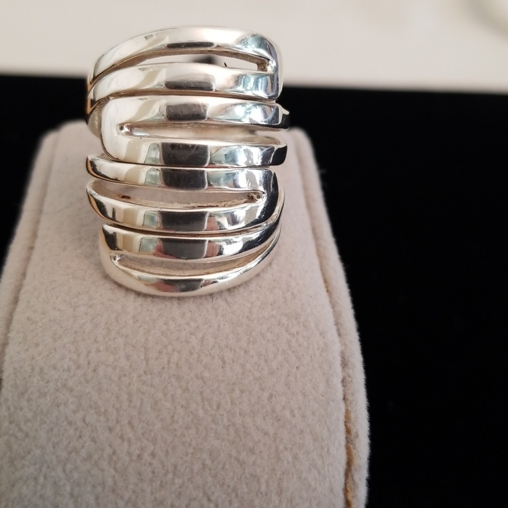 Silpada sterling silver ring